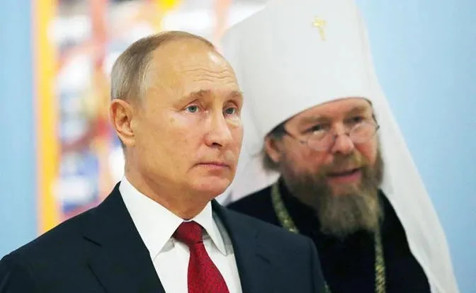 Vladimir Poutine et l’archimandrite Tikhon (Chevkounov)