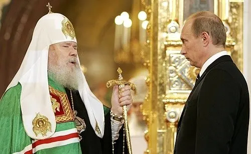 Patriarch Alexij II. und Wladimir Putin.