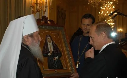 Das Treffen Wladimir Putins mit den Hierarchen der Russischen Orthodoxen Kirche im Ausland, New York, 2003.